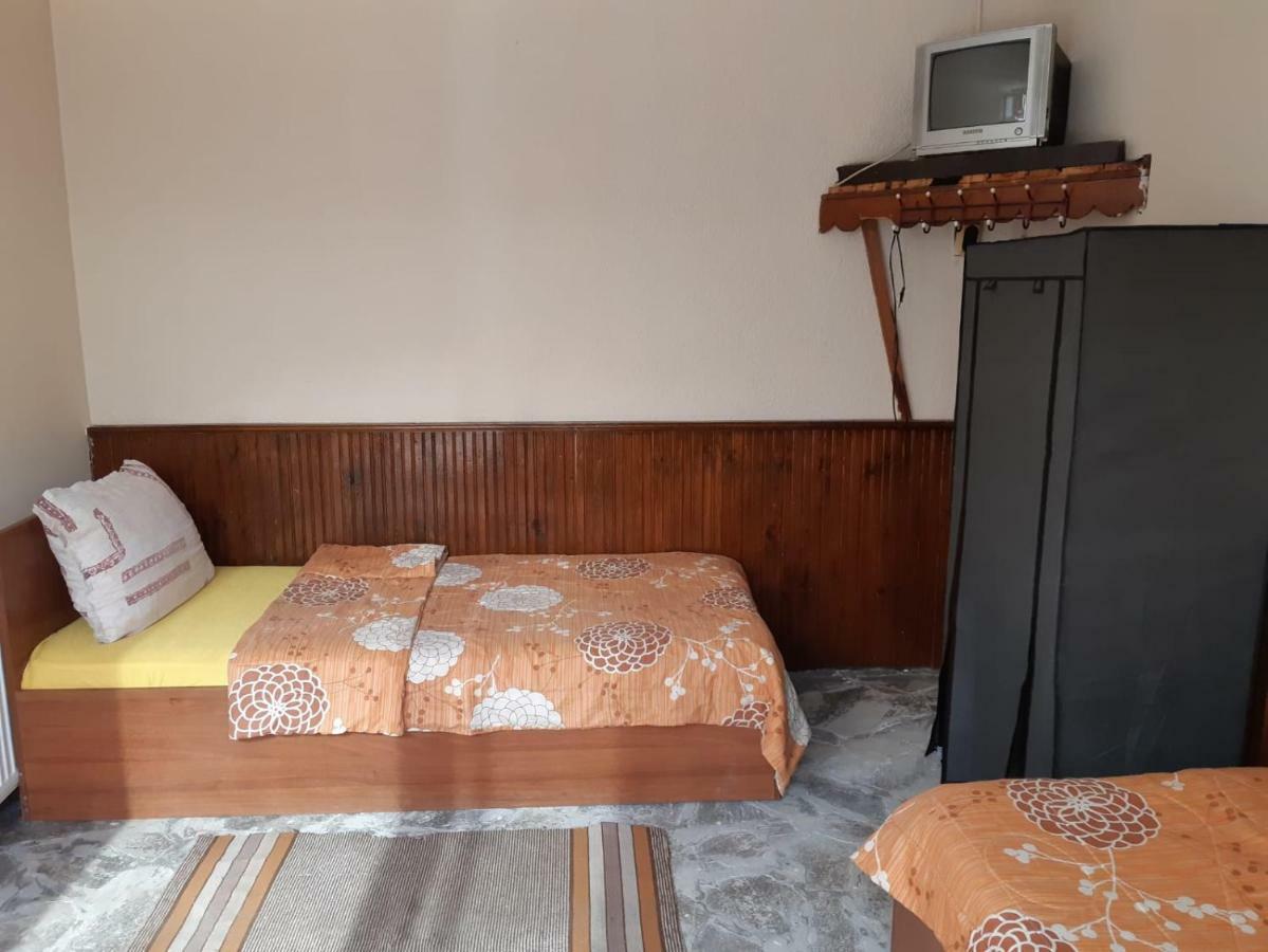 Byala Kista Apart Isperikh المظهر الخارجي الصورة